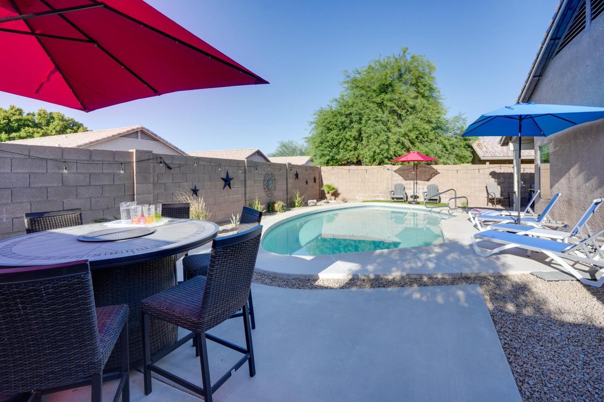Sunny Surprise Getaway With Private Yard And Pool 빌라 외부 사진